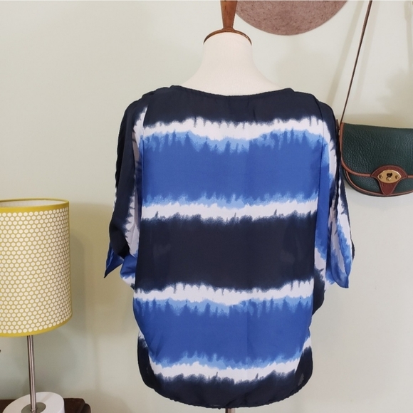 Converse Watercolor Batwing Silk-like Blouse - Picture 2 of 4